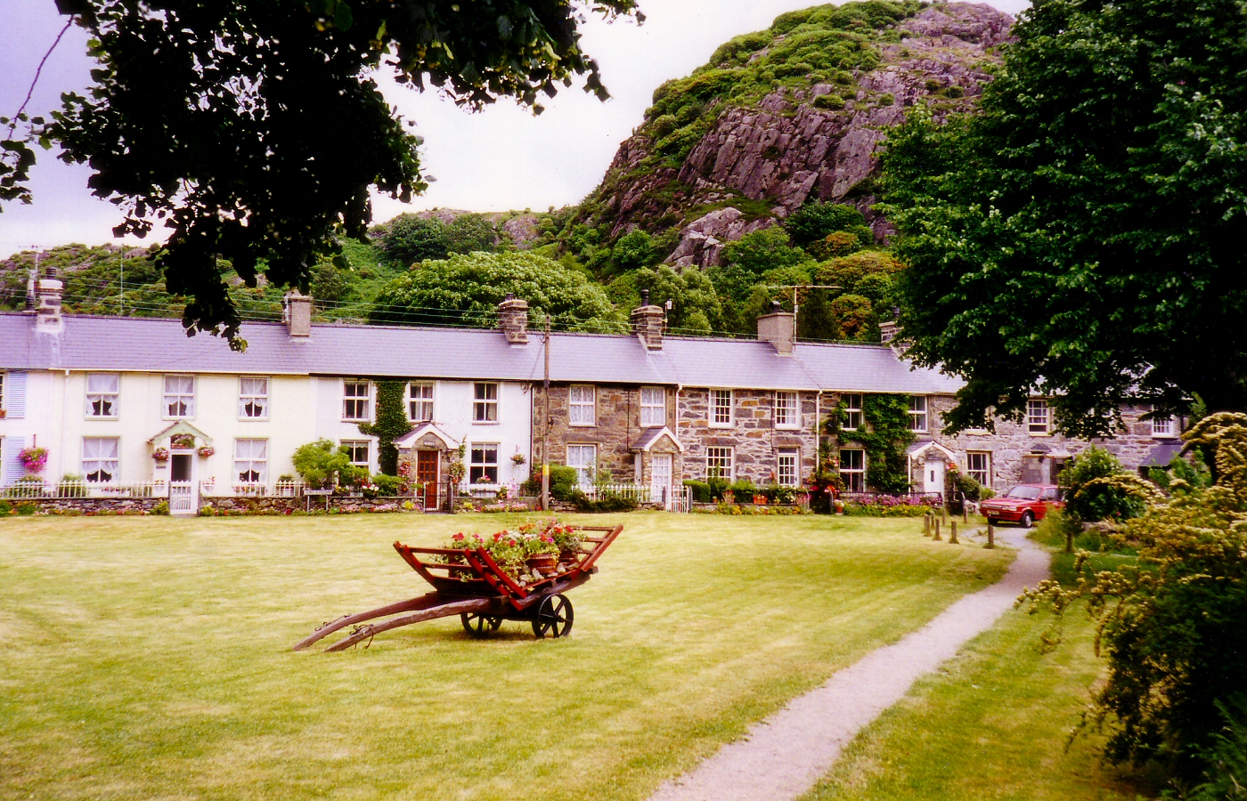 * Classic Cymru - Beddgelert - Looking across the Green towards Sygun Terrace - 1995 (by AJW) *