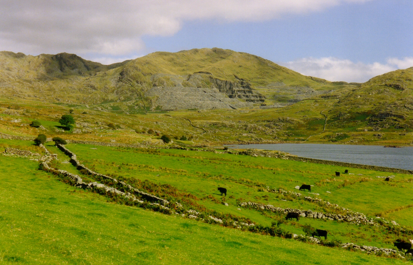 * Classic Cymru - Cwmystradllyn and Gorseddau Slate Quarry (by AJW) *
