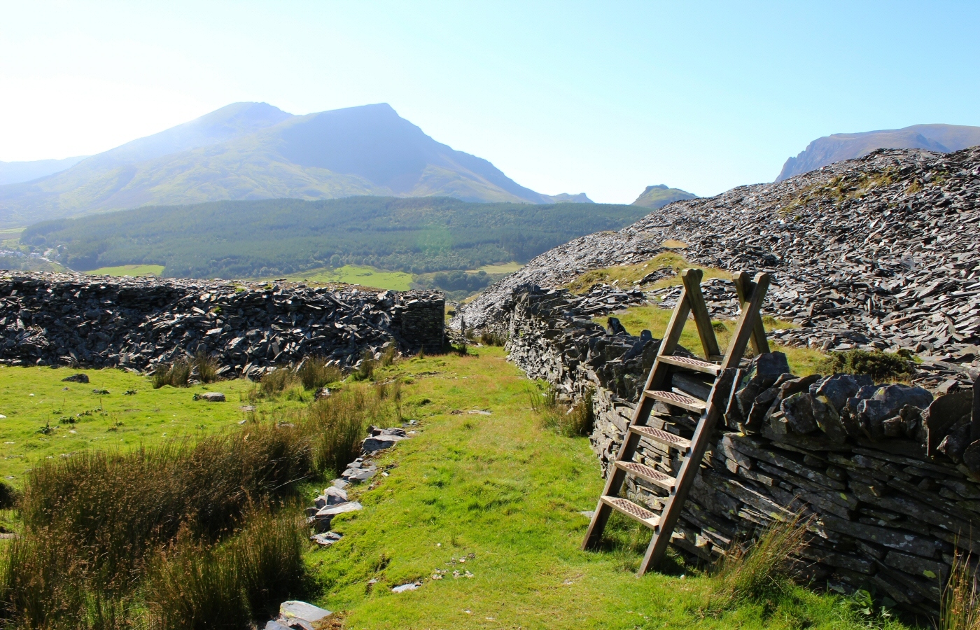 * Glanrafon Slate Quarry, Betws Garmon, Rhyd Ddu (by AJW) *