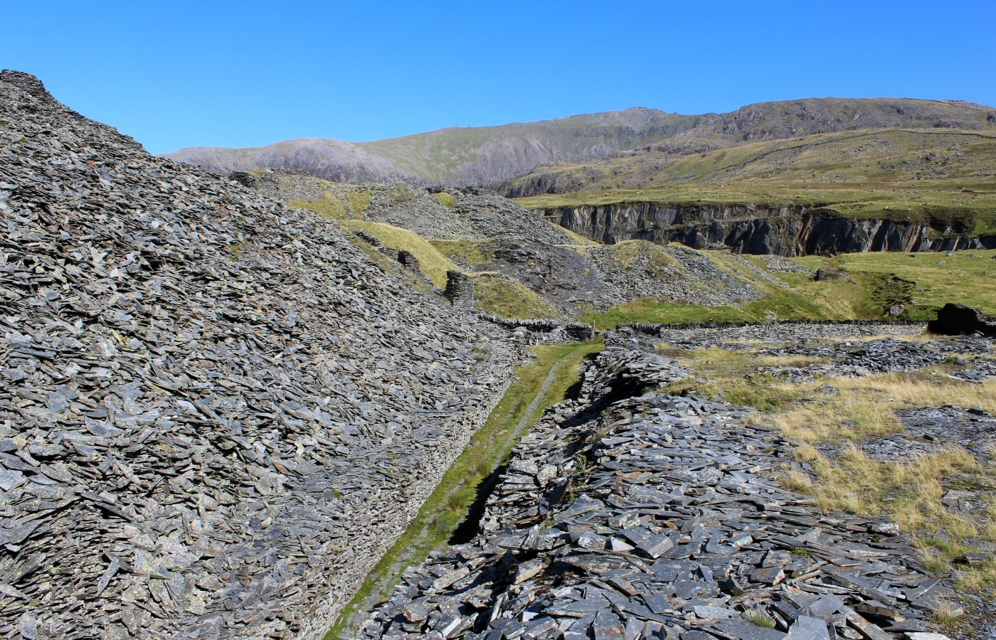 * Glanrafon Slate Quarry, Betws Garmon, Rhyd Ddu (by AJW) *