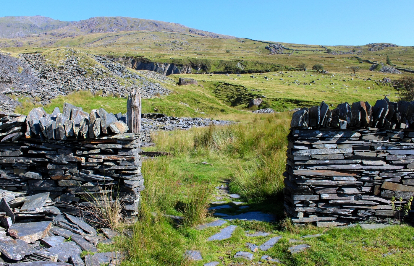 * Glanrafon Slate Quarry, Betws Garmon, Rhyd Ddu (by AJW) *