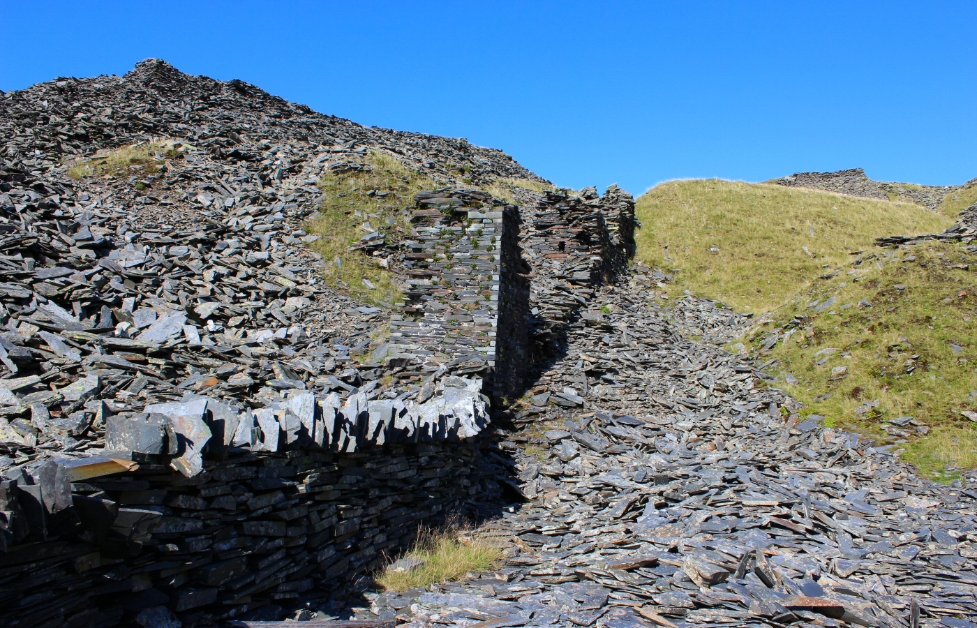 * Glanrafon Slate Quarry, Betws Garmon, Rhyd Ddu (by AJW) *