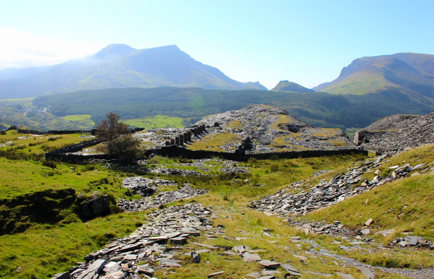 * Glanrafon Slate Quarry, Betws Garmon, Rhyd Ddu (by AJW) *