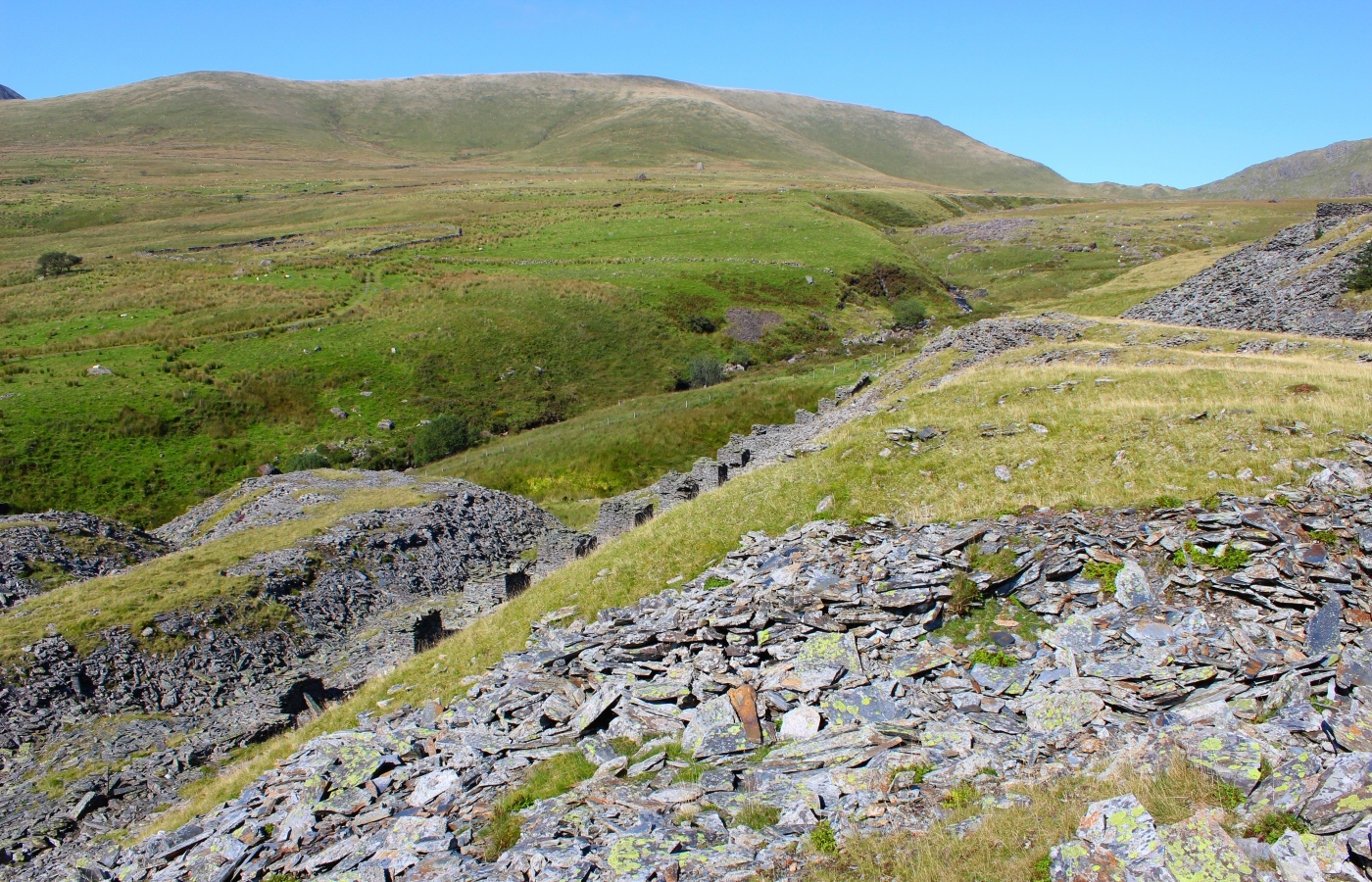 * Glanrafon Slate Quarry, Betws Garmon, Rhyd Ddu (by AJW) *