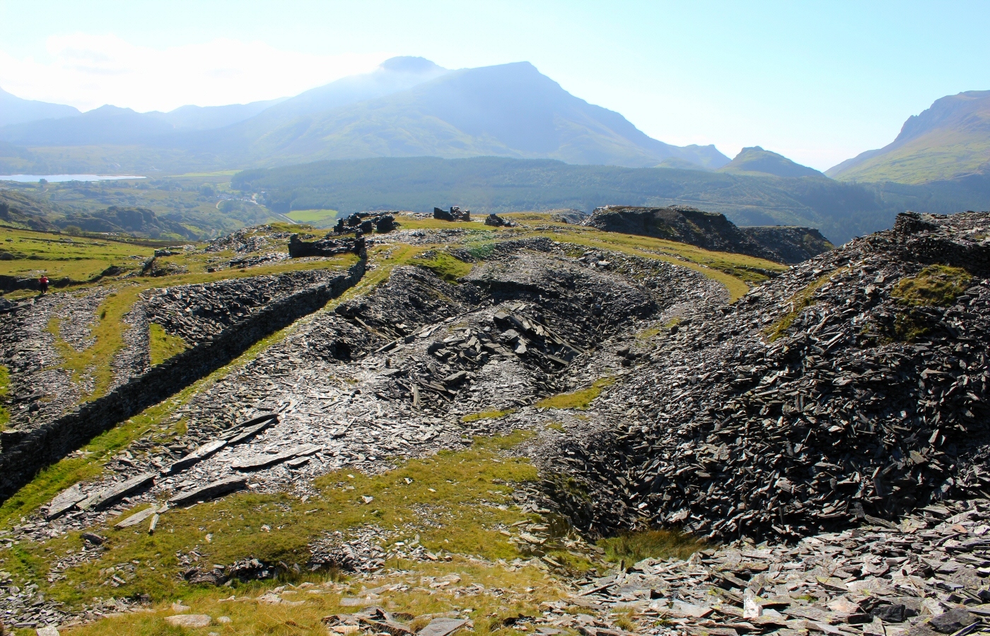 * Glanrafon Slate Quarry, Betws Garmon, Rhyd Ddu (by AJW) *