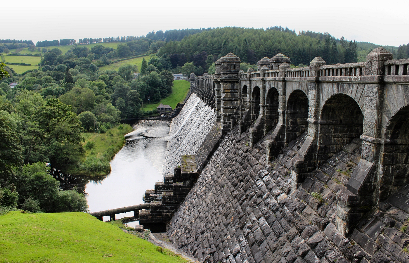 * Llyn Efyrnwy (by AJW) *