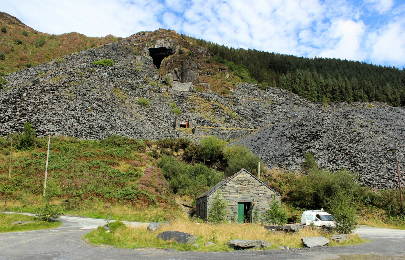 * Foel Grochan, Aberllefenni, Corris (by AJW) *