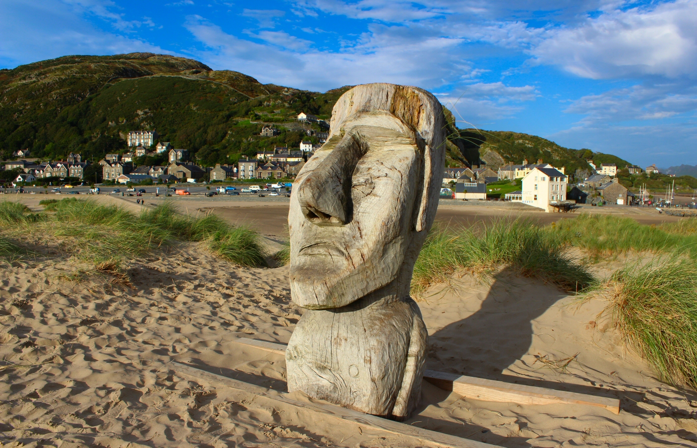 * Barmouth, Ynys-y-Brawd (by AJW) *