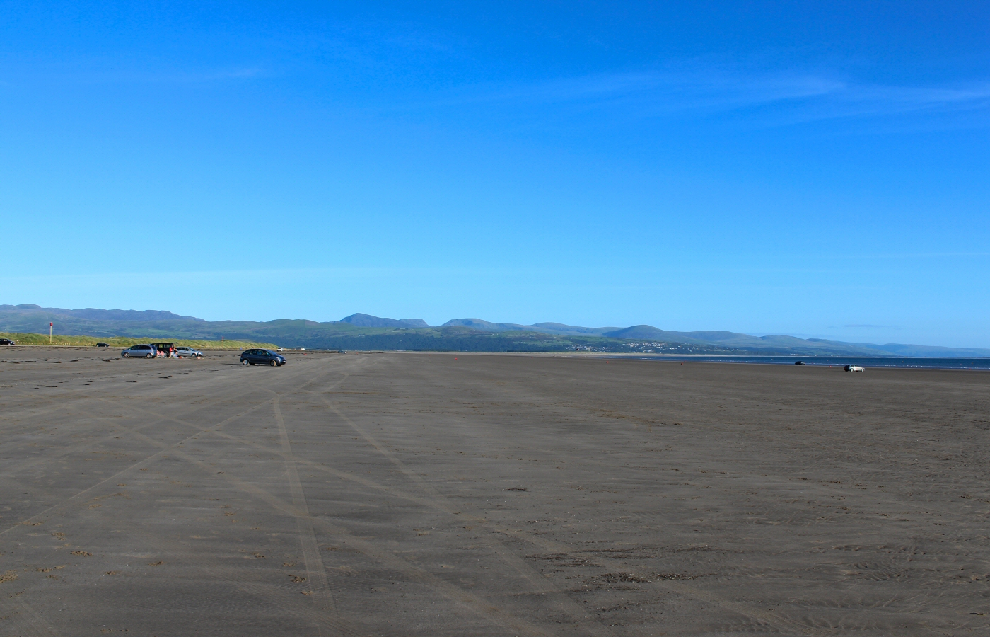 * Traeth Morfa Bychan - Black Rock Sands (by AJW) *