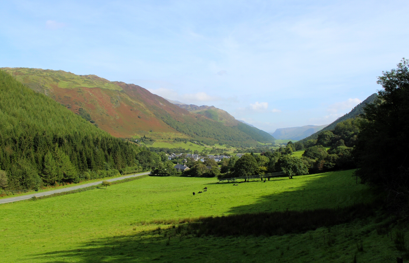 * Abergynolwyn - Talyllyn (by AJW) *