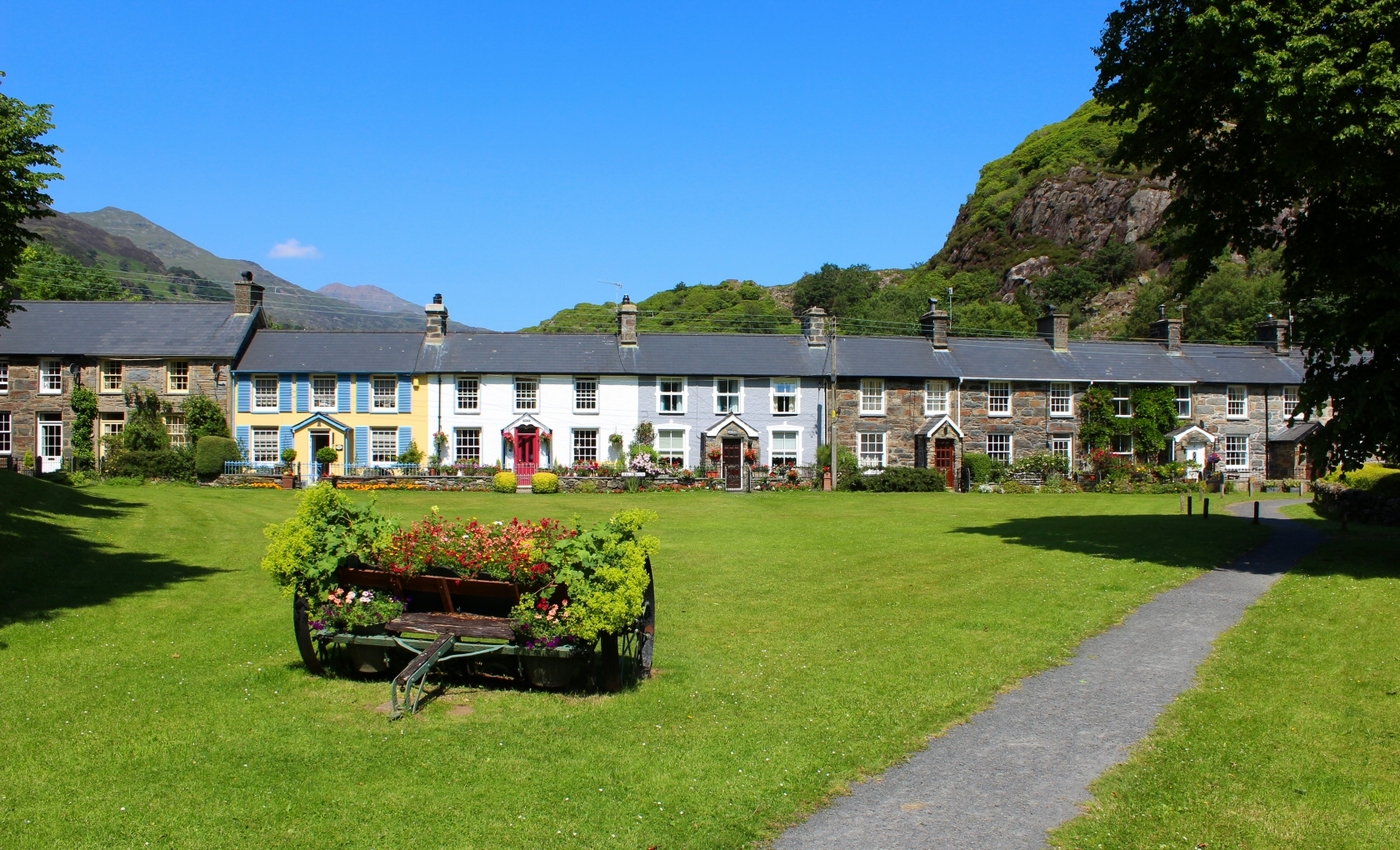 * Sygun Terrace, Beddgelert (by AJW) *