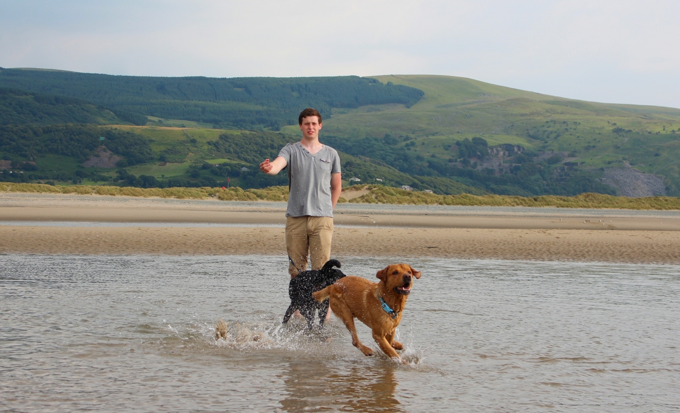 * Barmouth, Ynys-y-Brawd (by AJW) *