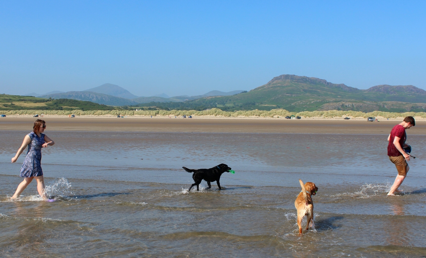 * Black Rock Sands, Traeth Morfa Bychan, Craig Ddu, Porthmadog (by AJW) *
