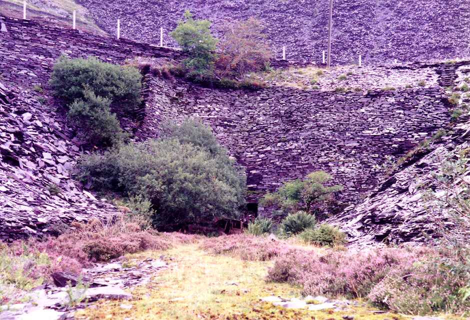 * [Pic 2] Allt Ddu Quarry - The big embankment and tunnel to Allt ddu pit (Aug 1982) *