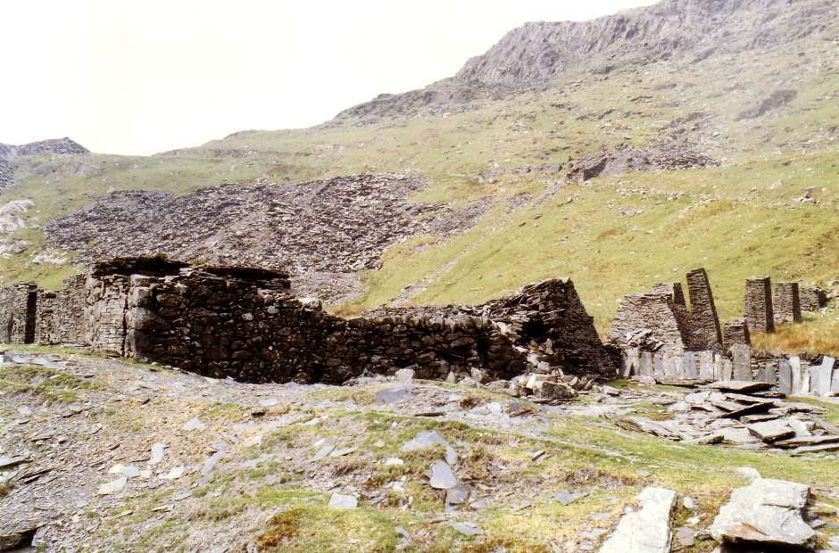 * [Pic 3] Conglog - The Mill (May 1990) *