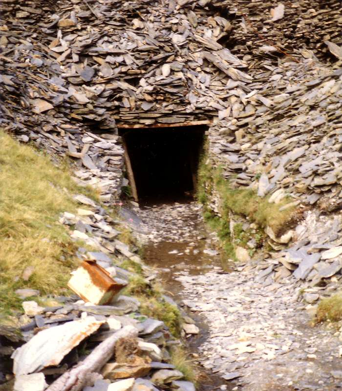 * [Pic 6] Cwmorthin Quarry - Lake Adit - Floor 1 North (1985) *