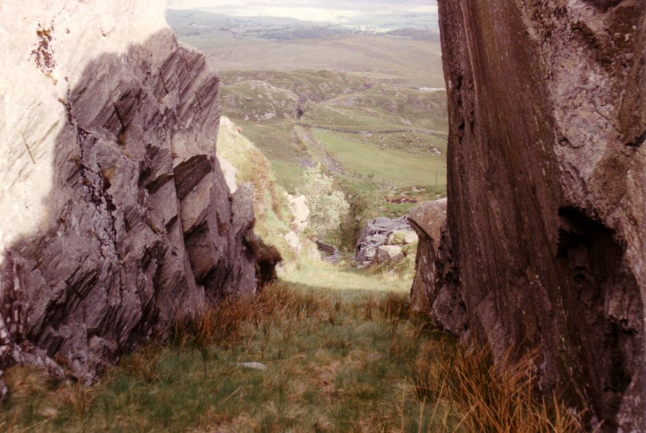 * [Pic 26] Cwmorthin Quarry - Tai Muriau Incline II (1988) *