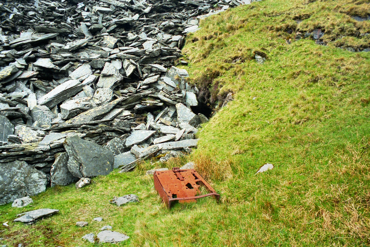 * Conglog Slate Quarry (Remains Of The Welsh Slate Industry) *