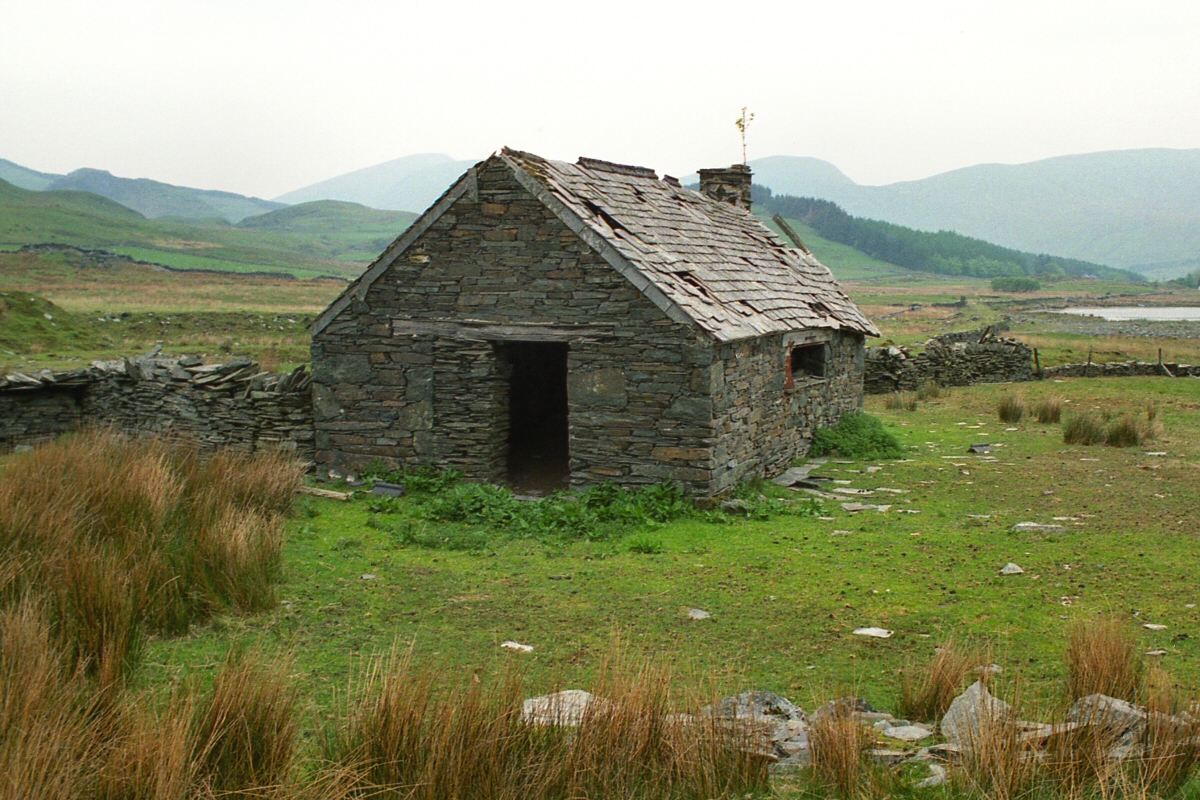 * Llyn y Gadair Slate Quarry (Remains Of The Welsh Slate Industry) *