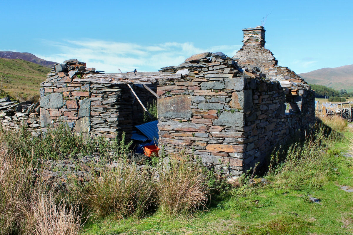 * Llyn y Gadair Slate Quarry (Remains Of The Welsh Slate Industry) *