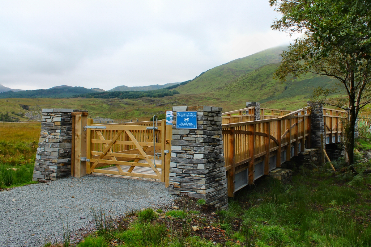 * Llyn y Gadair Slate Quarry (Remains Of The Welsh Slate Industry) *