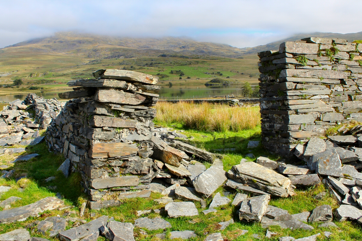 * Llyn y Gadair Slate Quarry (Remains Of The Welsh Slate Industry) *