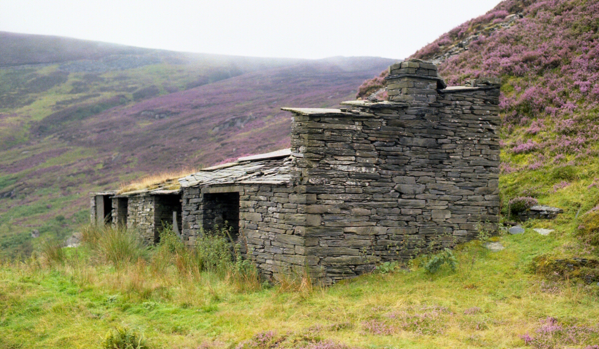 * [Pic 11] Cwm Machno Quarry - Wal or Caban ? (Aug 1982) *