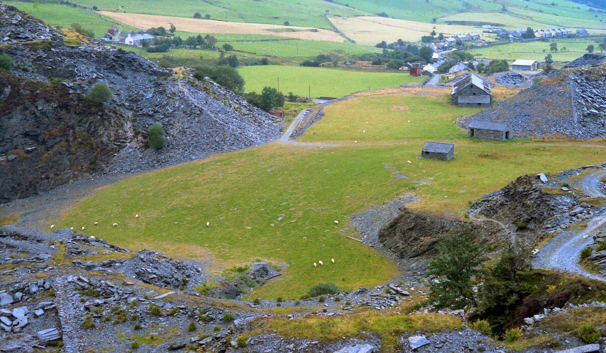 * [Pic 14] Cwm Machno Quarry - Landscaping (Aug 1986) *