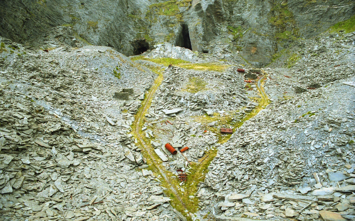 * [Pic 12] Cwt y Bugail Slate Quarry - Northern Pit (Sept 1987) *