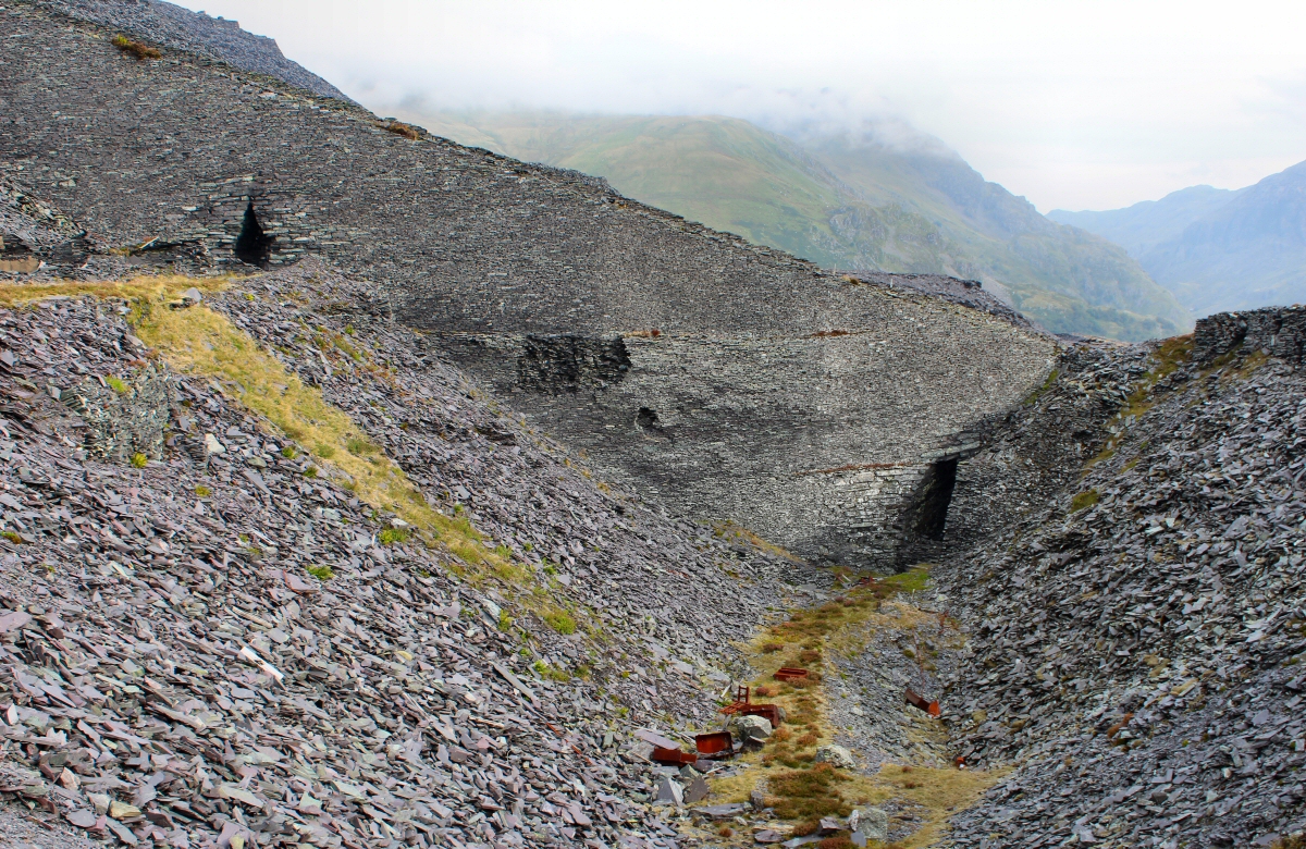 * [Pic 19] Dinorwic Slate Quarry (1982) *