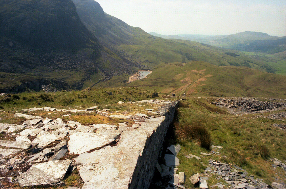 * [Pic 06] Prince Of Wales Slate Quarry (1990) *