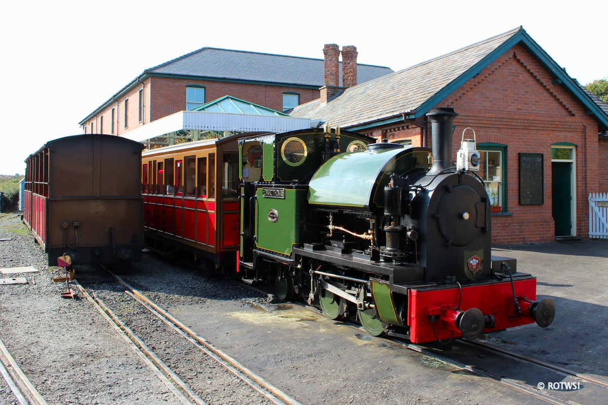 * Talyllyn Railway Scrapbook (Remains Of The Welsh Slate Industry) *