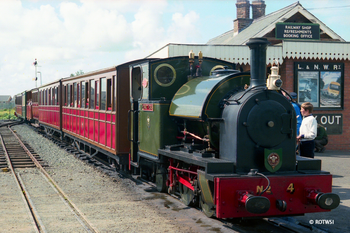* Talyllyn Railway Scrapbook (Remains Of The Welsh Slate Industry) *